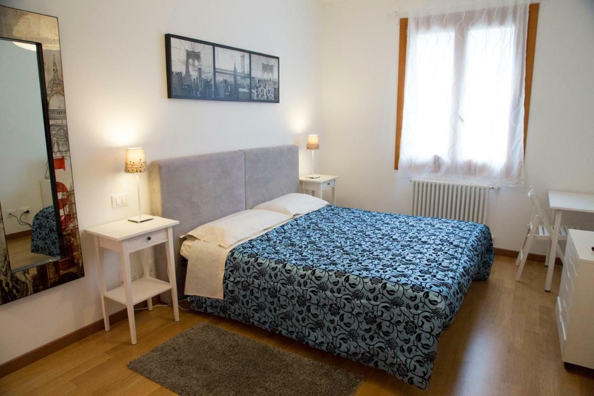 Bed Portavenezia Padua